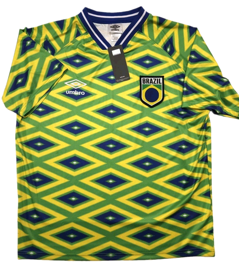 Umbro Brazil National Team Vintage Retro Style Soccer Jersey Men's Size Medium